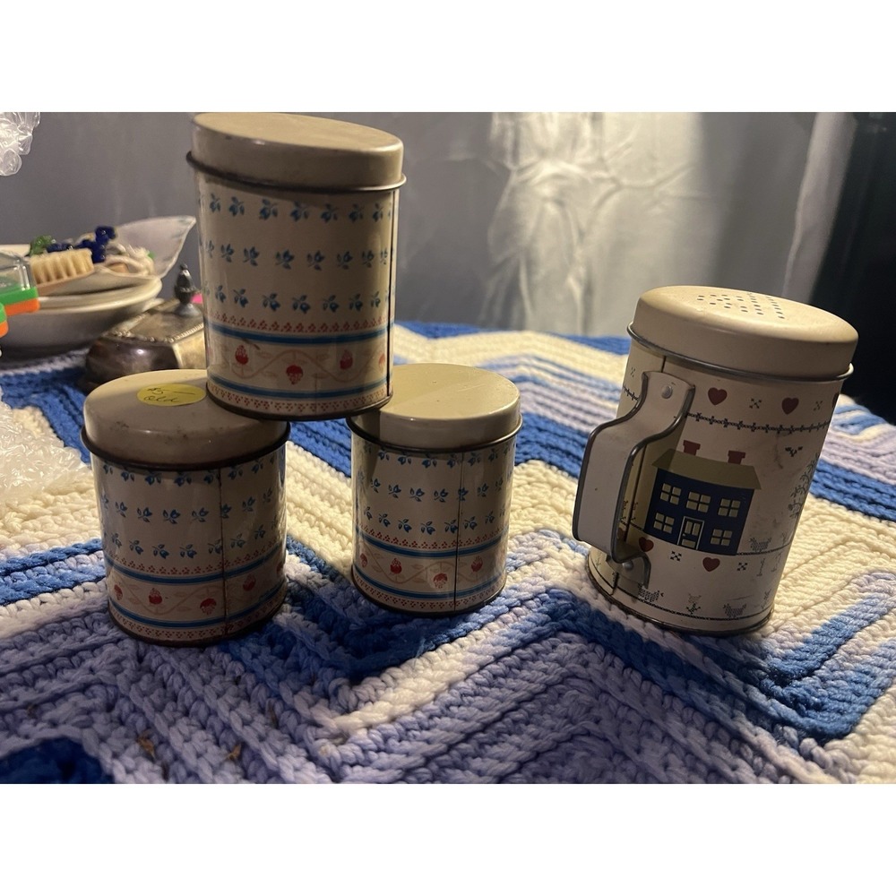 Vintage Meister Country Tin Spice Shaker Set 4 Blue Calico Flower Saltbox House